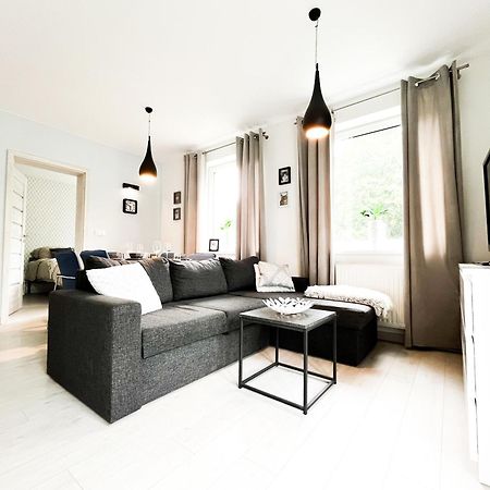 Walk To Park, Modern 2Bd Kitchen! Balcony, Parking Apartment Wroclaw Exterior photo