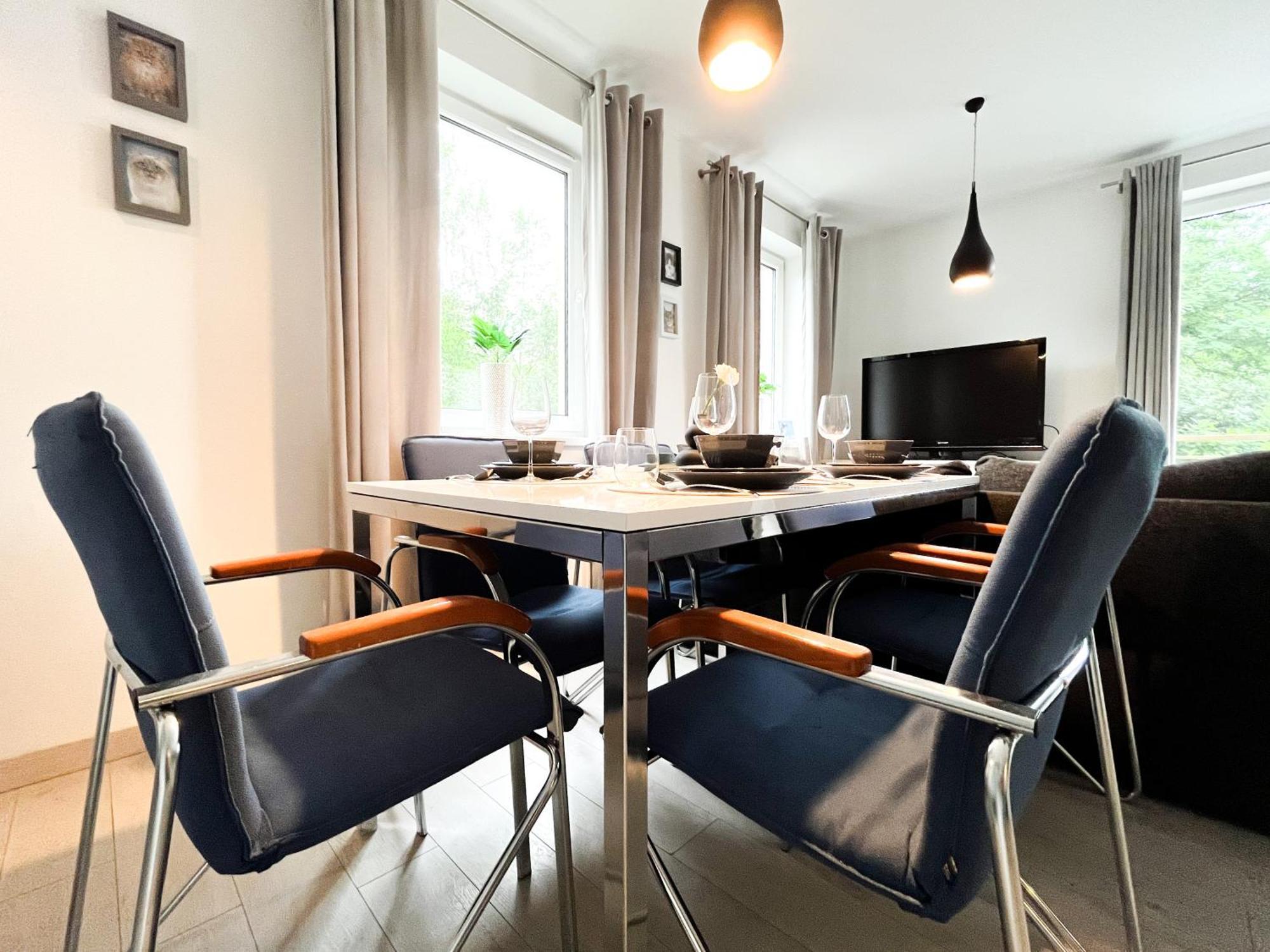 Walk To Park, Modern 2Bd Kitchen! Balcony, Parking Apartment Wroclaw Exterior photo